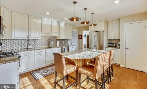 13726 Middlevale Ln, Silver Spring MD 20906-2116 exterior