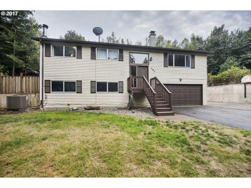181 Lomor Spur Dr, Longview, WA 98632-5765