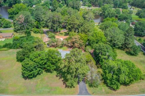 1660 Broad St, Reynolds Plantation, GA 30642-2384