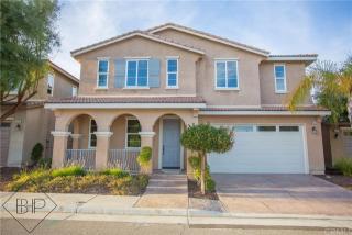 881 Curry Dr, Hemet, CA 92545-6417