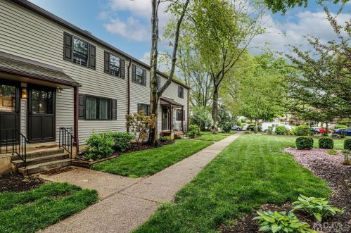 181 Newman St, Metuchen, NJ 08840-2662
