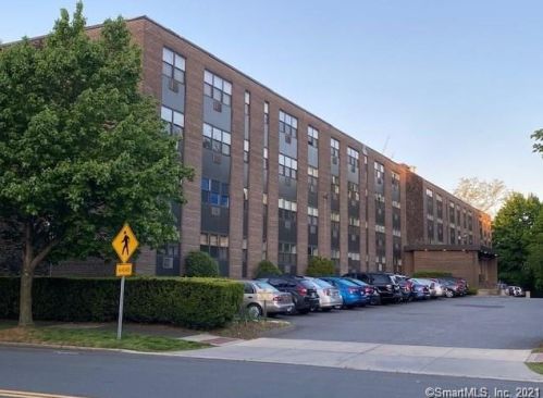 9 Park St, Norwalk CT  06851-4804 exterior