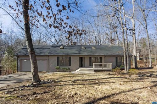 27 Evergreen Ln, Bybee, VA 22963-3049