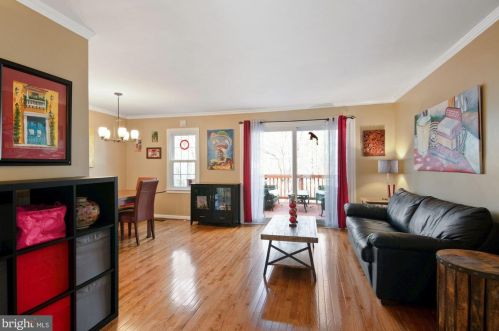 8564 Chester Grove Ct, Springfield, VA 22153-2250
