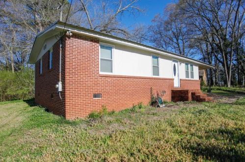 58 Martin Luther King Jr Dr, Jefferson GA  30549-1360 exterior