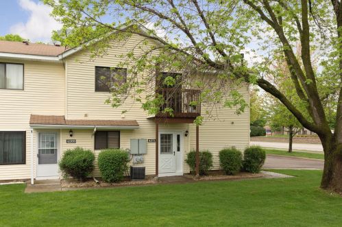 4271 Centerville Rd, Saint Paul MN  55127-7814 exterior