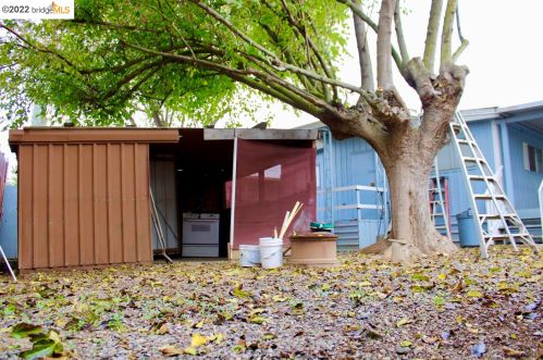 24221 Chrisman Rd, Tracy CA  95304-9353 exterior