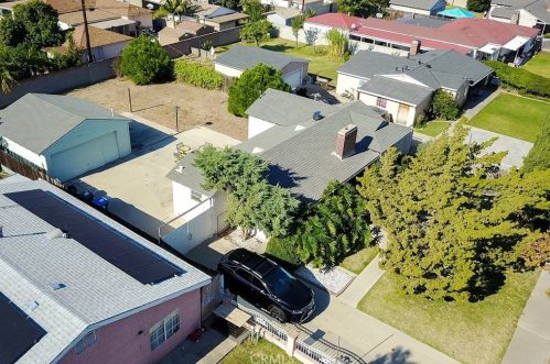 2062 Flower St, Santa Ana CA 92706-1928 exterior