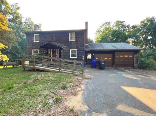881 River Rd, Coventry, CT 06238-1229