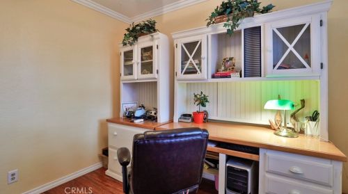 1615 Carmel Cir, Upland CA  91784-1726 exterior