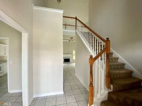 125 Autumn Ridge Dr, Griffin, GA 30224-4531