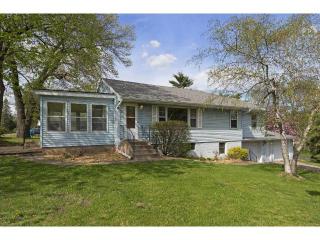 626 4th Ave, Douglas, MN 55003-1106