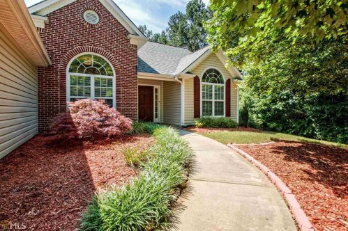 543 The Blvd, Newnan, GA 30263-6274