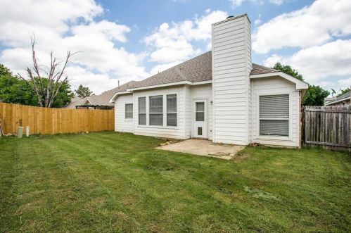 6709 Braeview Dr, Fort Worth TX  76137-6313 exterior