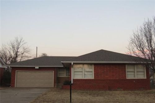 1307 Rickey Rd, Shawnee, OK 74801-5413
