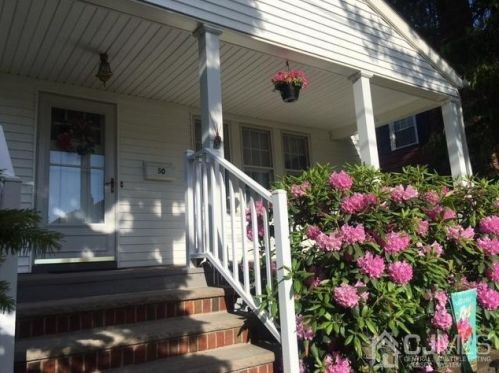 50 Ford Ave, Perth Amboy, NJ 08863-1651
