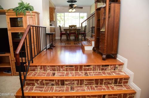 4283 Springfield St, Simi Valley, CA 93063-1618
