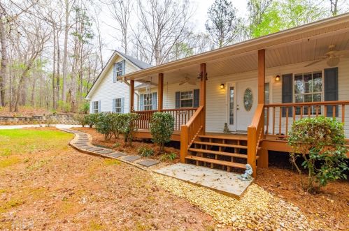 54 Summit Ct, Nicholson, GA 30565-1798