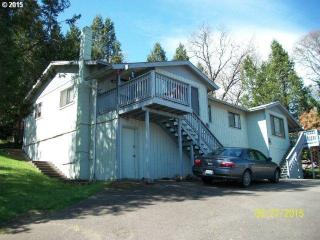 179 Trust St, Roseburg, OR 97471-1226