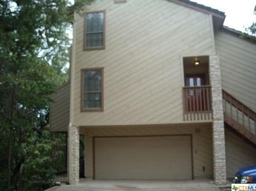1811 Crested Butte Dr, Austin TX  78746-7605 exterior
