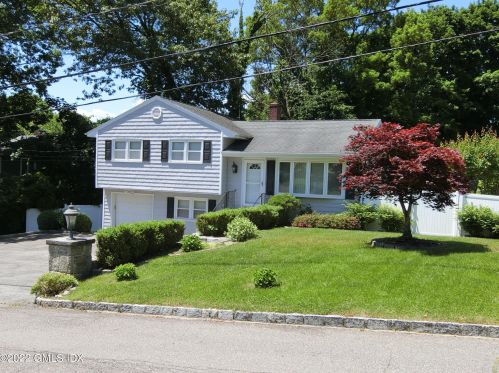 31 Homestead Rd, Greenwich CT  06831-4222 exterior
