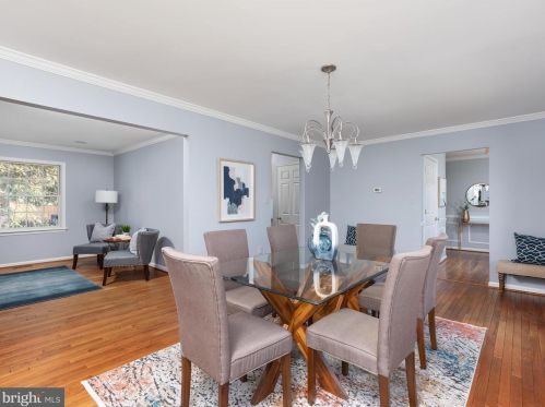 13167 Autumn Hill Ln, Herndon, VA 20171-3929