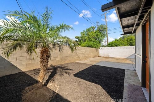 4196 Madrona Rd, Riverside CA  92504-2919 exterior