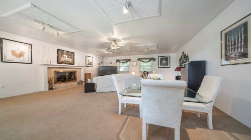 610 Chinquapin Dr, Oregon, IL 61061-9393
