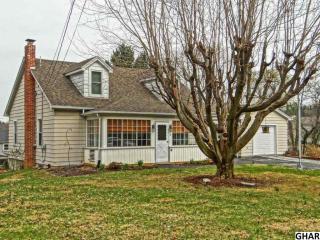 105 Pine St, Carlisle PA  17013-3138 exterior