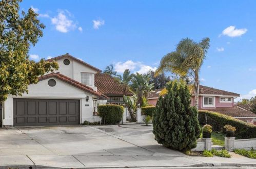 2633 Valewood Ave, Carlsbad, CA 92010-7925