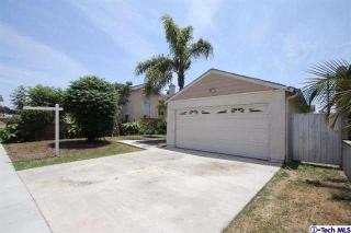 5042 121st St, Hawthorne, CA 90250-3506