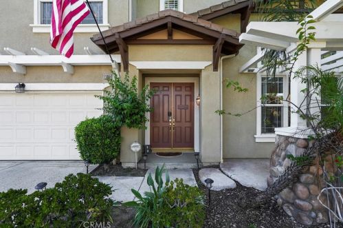 11364 Pondhurst Way, Riverside CA  92505-3471 exterior