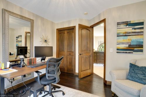 10147 Bridgewater Pkwy, Saint Paul MN  55129-8587 exterior