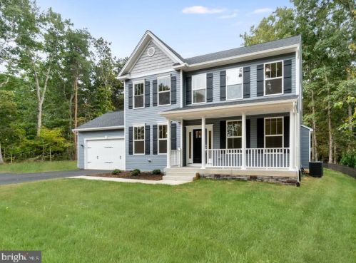 4055 Moss Ln, Bumpass, VA 23024-8904