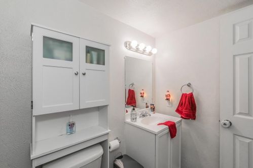 6440 Buckingham Trl, Fort Worth TX  76182-5005 exterior