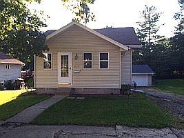 809 Birch Pl, Kewanee, IL 61443-2657
