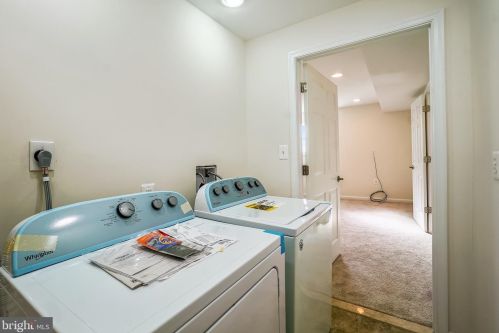 14117 Red Eagle Ln, Silver Spring MD  20906-6322 exterior