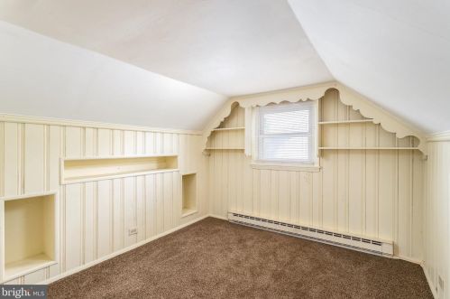 29 Wolf Dr, Trenton NJ 08610-1122 exterior