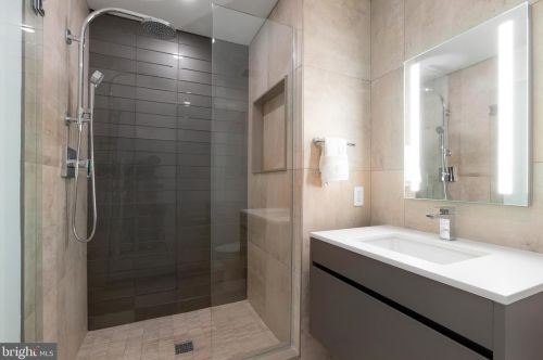 123 23 St, Philadelphia PA 19121-1329 exterior