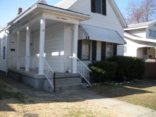 313 Iowa St, Evansville IN  47710-5606 exterior