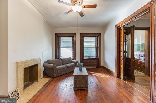 4709 Baltimore Ave, Philadelphia PA 19143-3118 exterior