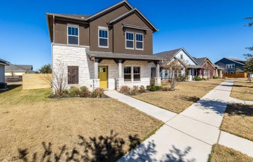 5508 Baythorne Dr, Austin TX  78747 exterior