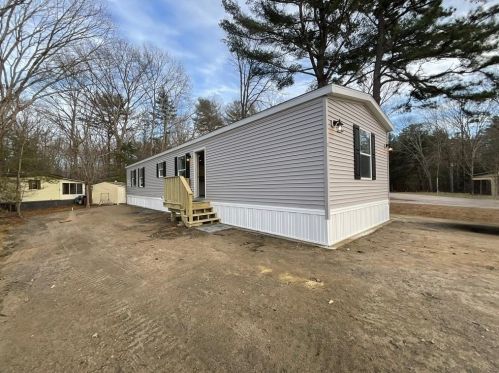 6 Freedom Way, Coventry, RI 02816-6732