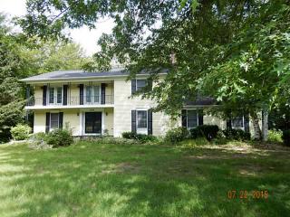 4265 Neptune Dr, Erie, PA 16506-3740