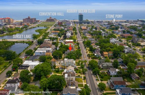 515 4th Ave, Tinton Falls, NJ 07712-6009