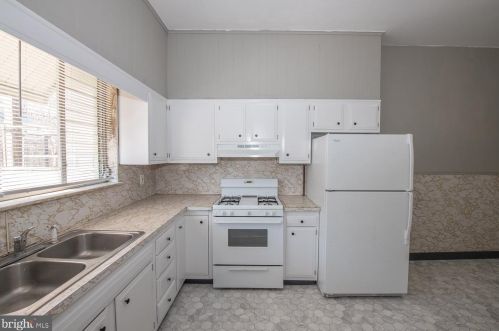 2228 13 St, Philadelphia PA  19133-1009 exterior