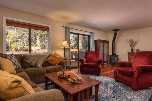 14160 Ramshorn St, Truckee, CA 96161-7158