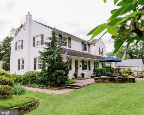 202 Copples Ln, Media, PA 19086-6424