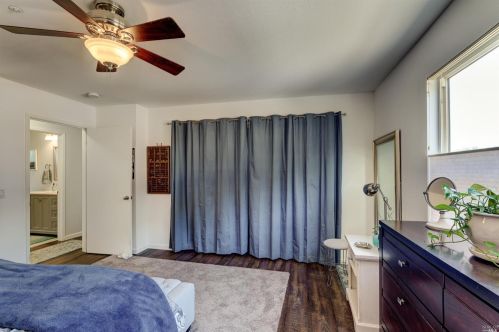 147 Quarry Rdg, Healdsburg, CA 95448-7046