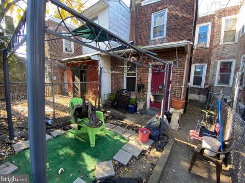 221 64 St, Philadelphia PA 19151-3403 exterior